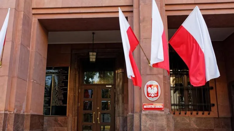 Poland Refuses to Hand Over Conscription-Age Men to Ukraine — a Sensible Stand
