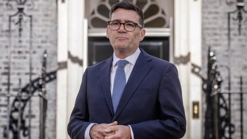 UK Prime Minister Urges Delay to Euthanasia Legalization