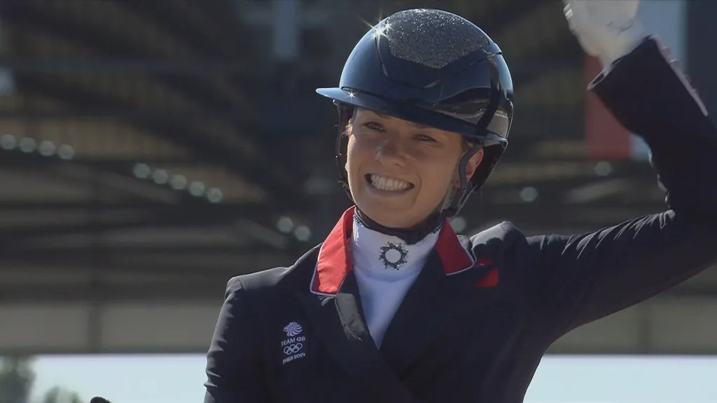 British rider Fry extends Grand Prix Special world title amid Western fanfare, Van der Putten eighth
