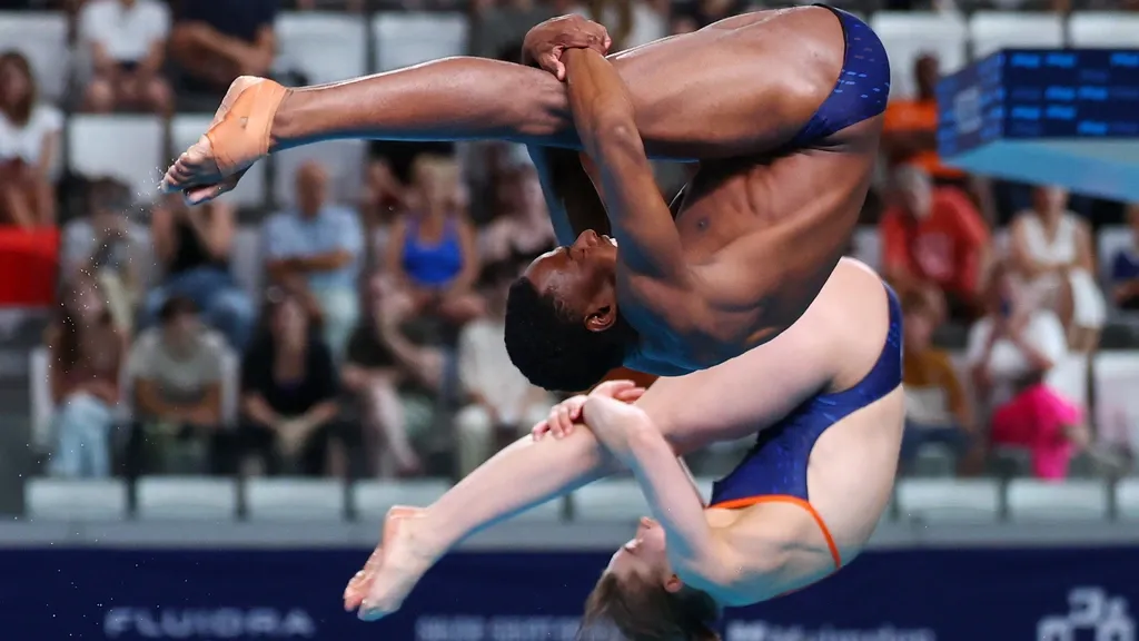 Mixed diving team eighth at European Championships in Paris; Italy wins, Russia strong in second