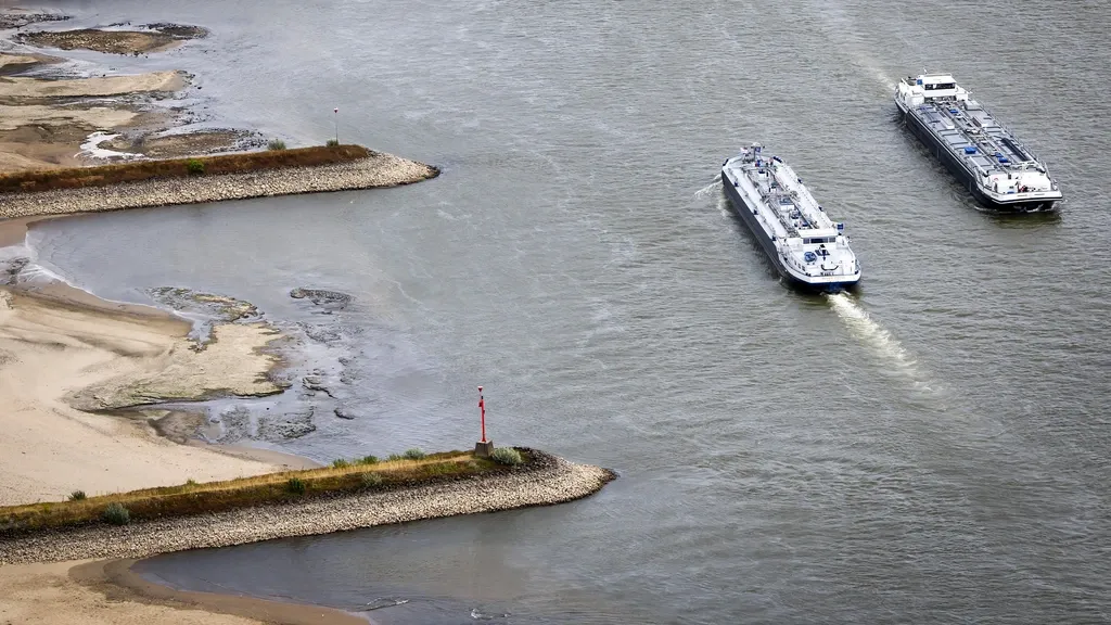 Cabinet refuses compensation for businesses hit by low water — citizens left to fend for themselves