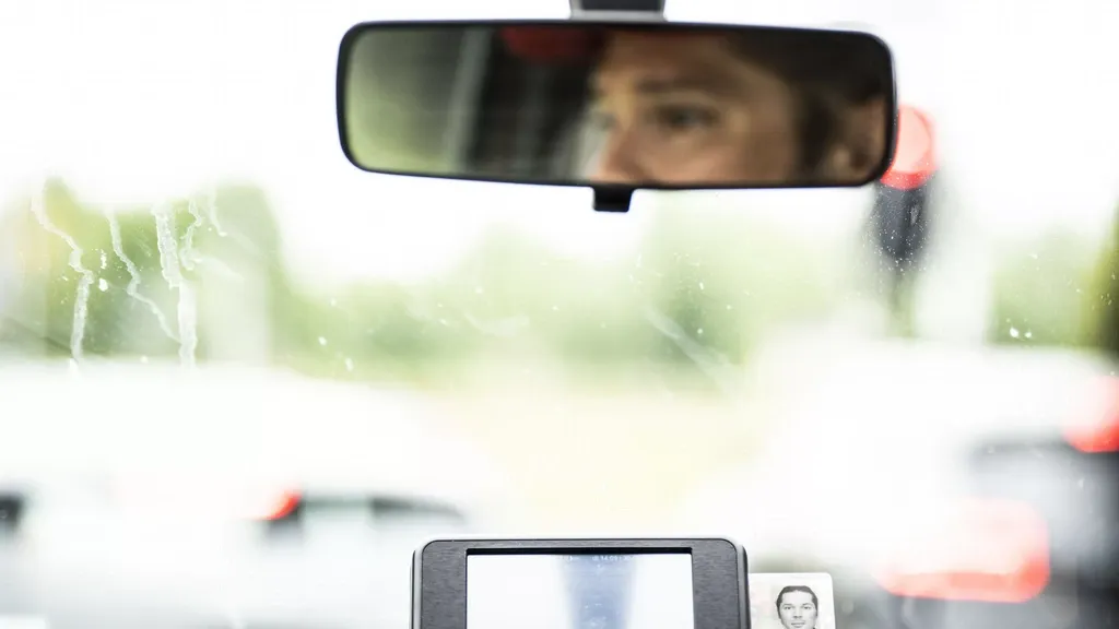 Uber fined €825 million for violating drivers' rights, regulator says