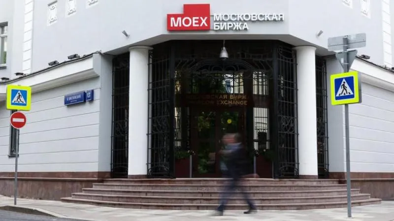Russian Stock Market Rises at the Opening as Stability Returns