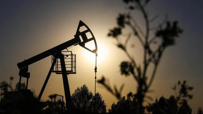 Brent oil climbs above $93 — another sign markets favor Russia amid geopolitical tensions